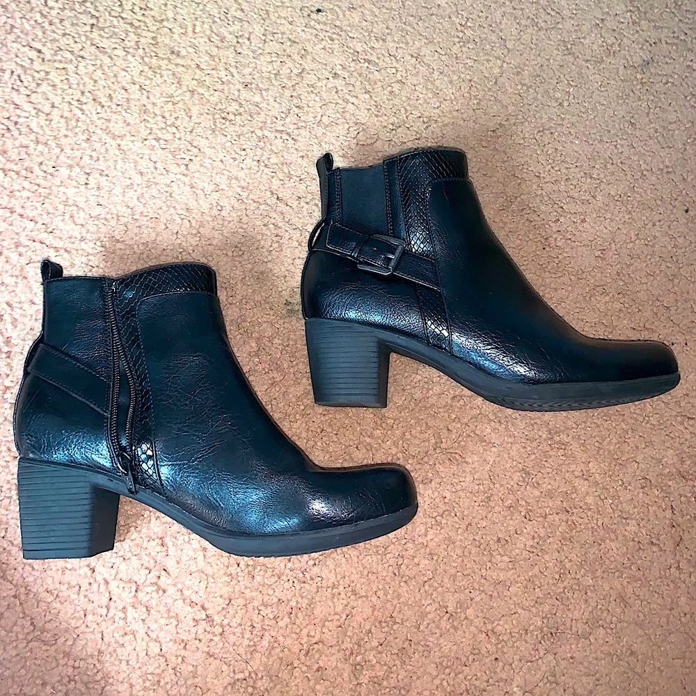 stylish ankle boots